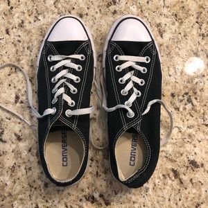 Black converse